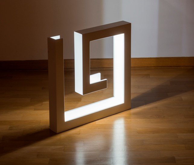 Lavirint podna lampa